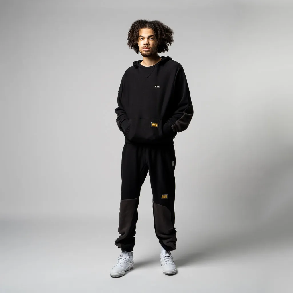 Advisory Board Crystals Sweatpant - Black