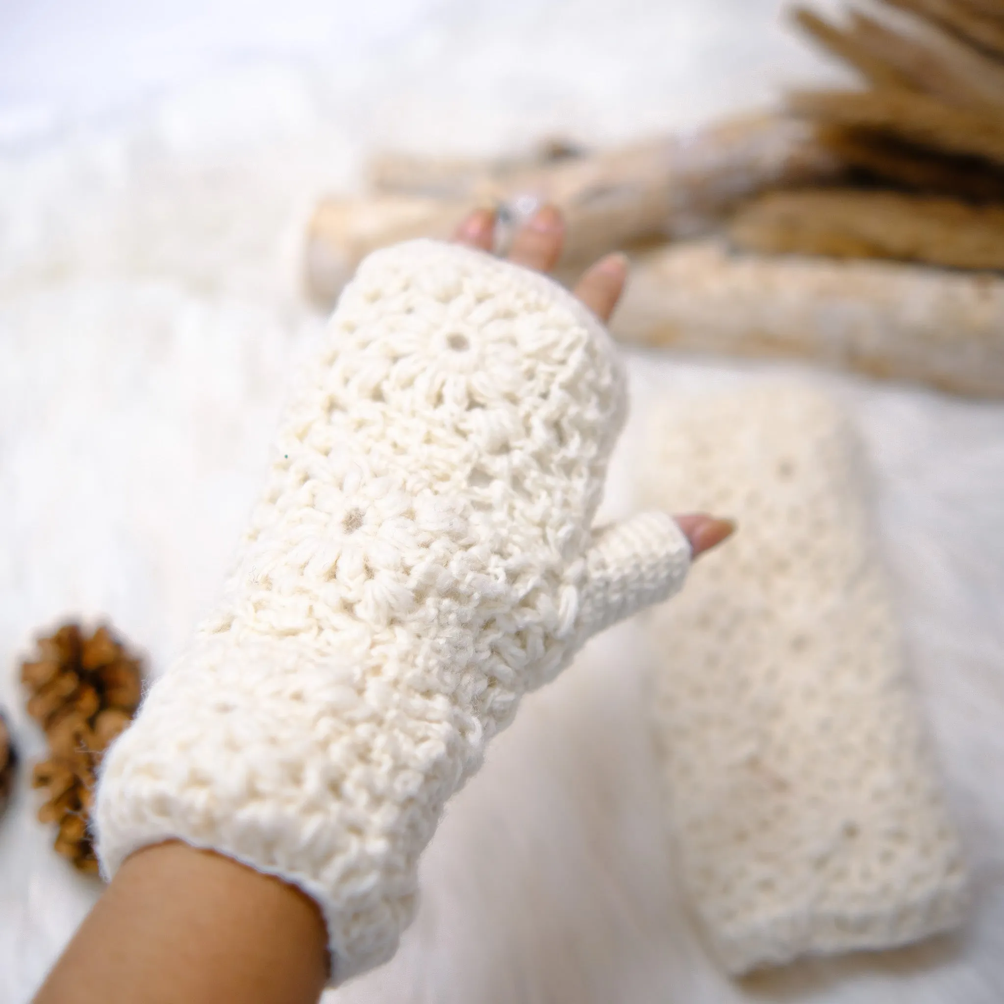 Crochet Solid Color Fleece Lined Gloves