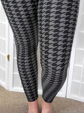 Posh Houndstooth Leggings