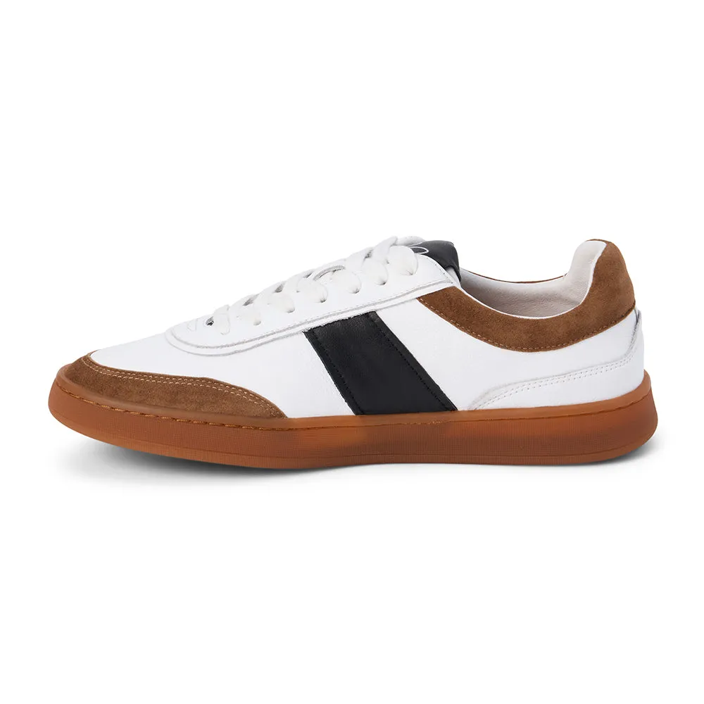 Quincy Low-Top Sneaker