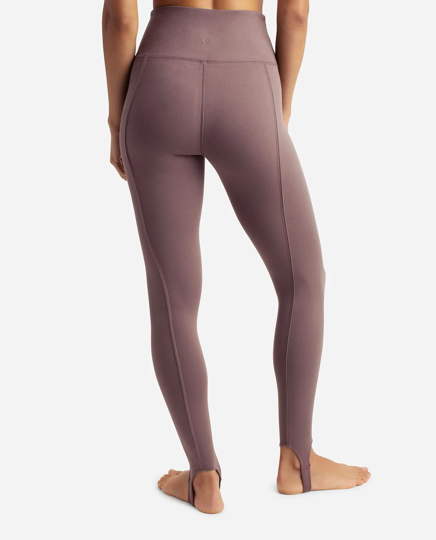 Premium Comfort Stirrup Leggings for Active Lifestyle - Stylish Fit and Flexibility